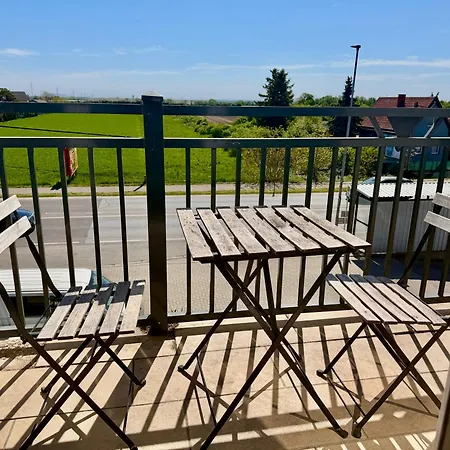 80 M2 With Balcony & Free Parking 公寓 维也纳附近格拉斯多夫